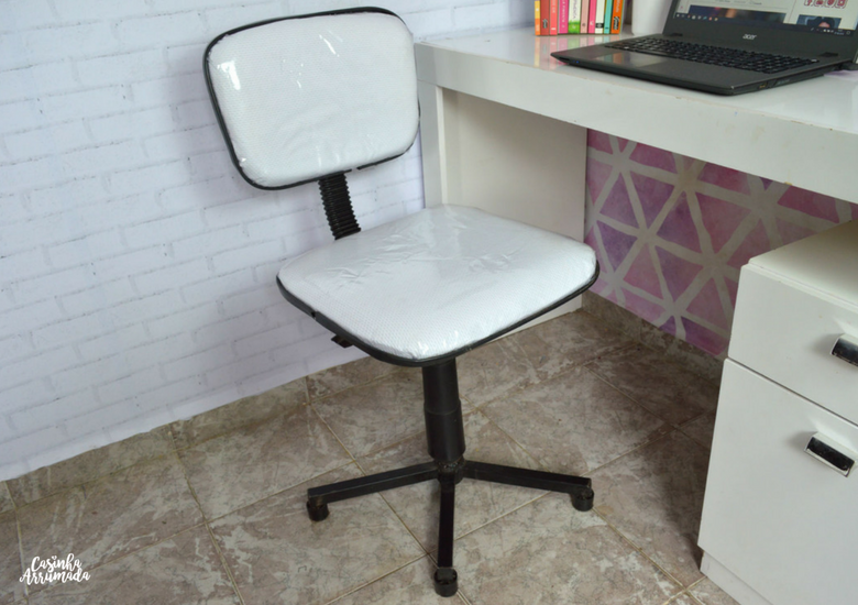 Como reformar uma cadeira de escritório